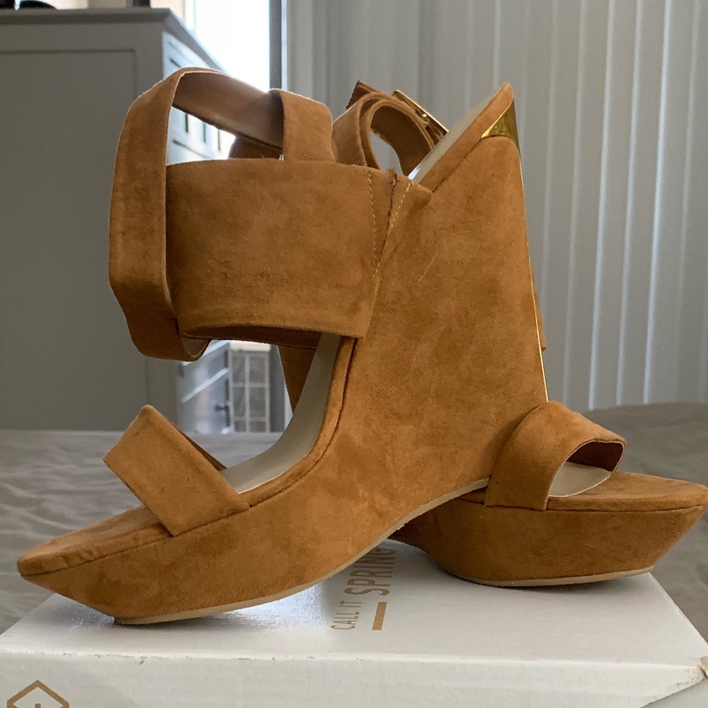 Wedges - Picture 2 of 5